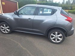 Grau Gebraucht 2011 Nissan Juke Tekna SUV | 5.900 € (Fairer Preis)