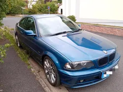 Blau Gebraucht 2001 BMW 320 Coupé | 2.900 €