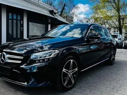 Schwarz Gebraucht 2021 Mercedes C300e Avantgarde Kombi | 22.500 € (Fairer Preis)