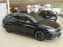 Grenadillschwarz Neu 2025 VW Golf VIII R-line Kombi | 35.690 € (Fairer Preis)