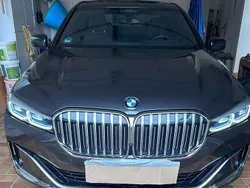 Grau Gebraucht 2021 BMW 730 Sport Line Limousine | 49.500 € (Superpreis)