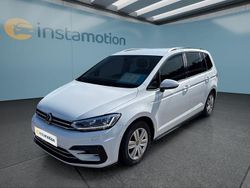 Weiß Gebraucht 2024 VW Touran Van / Kleinbus | 34.649 € (Etwas zu teuer)