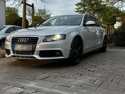 Silber Gebraucht 2011 Audi A4 Advanced Kombi | 9.000 € (Fairer Preis)