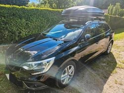 Schwarz Gebraucht 2016 Renault Mégane GrandTour Kombi | 9.000 € (Guter Preis)