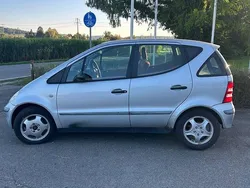 Silber Gebraucht 2001 Mercedes A170 Classic Kleinwagen | 2.000 € (Fairer Preis)