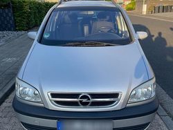 Silber Gebraucht 2003 Opel Zafira Van / Kleinbus | 1.000 € (Guter Preis)