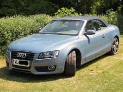 Blau Gebraucht 2010 Audi A5 Cabriolet Cabrio | 14.400 € (Fairer Preis)