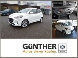 Weiß Gebraucht 2021 Hyundai i10 Edition 30 Kleinwagen | 11.450 € (Fairer Preis)