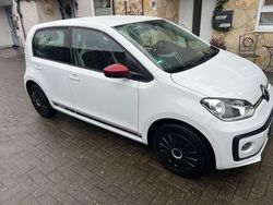 Weiß Gebraucht 2017 VW up! high up! Kleinwagen | 8.650 € (Guter Preis)