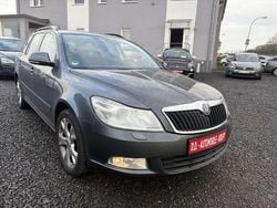 Anthracitegrau metallic Gebraucht 2012 Skoda Octavia Family Kombi | 4.800 € (Guter Preis)