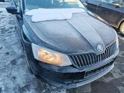 Schwarzmagic perleffekt Gebraucht 2015 Skoda Fabia Active Kleinwagen | 3.490 € (Superpreis)