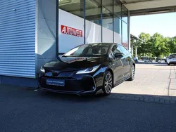 Schwarz Gebraucht 2020 Toyota Corolla Team Limousine | 19.990 € (Fairer Preis)