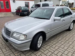 Silber Gebraucht 1998 Mercedes C180 Elegance Limousine | 4.900 € (Fairer Preis)