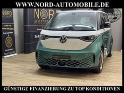 Grün Gebraucht 2024 VW ID. Buzz Pro Van / Kleinbus | 48.950 € (Guter Preis)