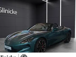 Grün Gebraucht 2025 MG Cyberster Cabrio | 72.990 €