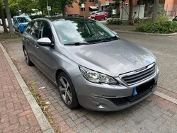 Grau Gebraucht 2015 Peugeot 308 Kombi | 8.850 € (Guter Preis)