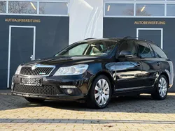 Schwarz Gebraucht 2011 Skoda Octavia RS Kombi | 8.690 € (Superpreis)