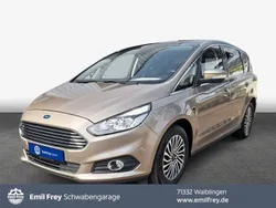 Silber Gebraucht 2019 Ford S-MAX Titanium Van / Kleinbus | 23.880 € (Etwas zu teuer)