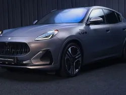 Grau Gebraucht 2024 Maserati Grecale Folgore SUV | 115.649 € (Etwas zu teuer)