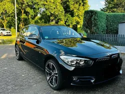 Schwarz Gebraucht 2016 BMW 120 Sport Line Kleinwagen | 17.900 € (Etwas zu teuer)