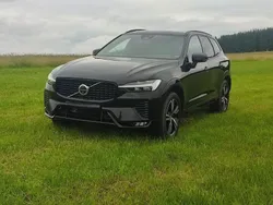 Schwarz Gebraucht 2022 Volvo XC60 Plus SUV | 39.800 € (Fairer Preis)