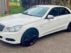 Weiß Gebraucht 2009 Mercedes E200 Limousine | 9.799 € (Fairer Preis)