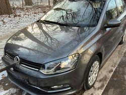Grau Gebraucht 2015 VW Polo Kleinwagen | 5.900 € (Fairer Preis)