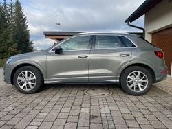 Grau Gebraucht 2020 Audi Q3 Advanced SUV | 31.900 € (Fairer Preis)
