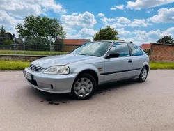 Silber Gebraucht 2001 Honda Civic S Coupé | 2.000 € (Etwas zu teuer)