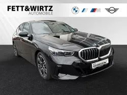 Schwarz Gebraucht 2024 BMW 520 M Sport Limousine | 52.900 € (Superpreis)