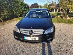 Schwarz Gebraucht 2009 Mercedes C350 Avantgarde Limousine | 16.450 €