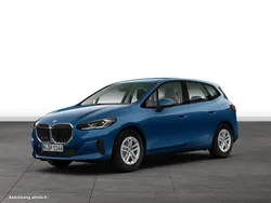 Phytonicblau metallic Gebraucht 2024 BMW 216 Active Tourer Luxury Line Van / Kleinbus | 30.104 € (Fairer Preis)