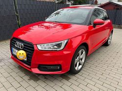Rot Gebraucht 2015 Audi A1 Sport Kleinwagen | 10.599 € (Etwas zu teuer)