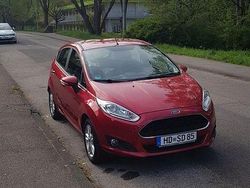 Rot Gebraucht 2016 Ford Fiesta SYNC Edition Kleinwagen | 7.000 € (Fairer Preis)