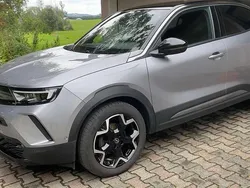 Grau Gebraucht 2024 Opel Mokka Ultimate SUV | 22.499 € (Fairer Preis)
