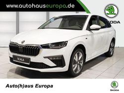 Moonweiß perleffekt Gebraucht 2025 Skoda Scala Drive Kleinwagen | 27.690 € (Teuer)