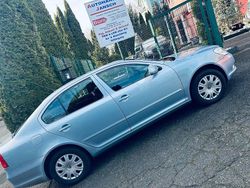 Blau Gebraucht 2009 Skoda Octavia Ambiente Limousine | 3.599 € (Teuer)