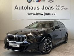 Saphirschwarz Gebraucht 2025 BMW 520 M Sport Kombi | 52.900 € (Guter Preis)