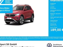 Rot Gebraucht 2024 VW T-Roc Move SUV | 28.055 € (Guter Preis)