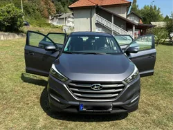Grau Gebraucht 2016 Hyundai Tucson Classic SUV | 11.500 € (Guter Preis)