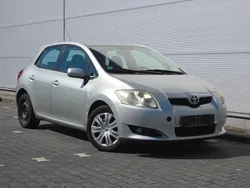 Grau Gebraucht 2008 Toyota Auris Limousine | 1.299 € (Guter Preis)