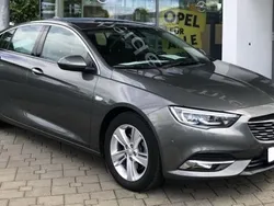 Grau Gebraucht 2018 Opel Insignia Business Limousine | 18.050 € (Etwas zu teuer)