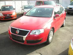 Rot Gebraucht 2009 VW Passat Trendline Kombi | 2.500 € (Superpreis)