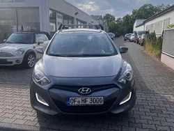 Grau Gebraucht 2013 Hyundai i30 Classic Kombi | 4.500 € (Guter Preis)