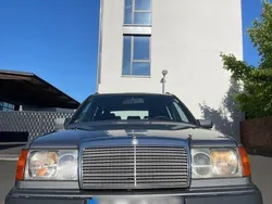 Silber Gebraucht 1992 Mercedes E230 Sportline Kombi | 1.999 €