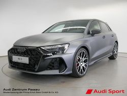 Grau Neu 2025 Audi RS3 Sportback Sport Kleinwagen | 74.450 € (Fairer Preis)