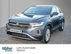 Indiumgrau metallic Gebraucht 2025 VW T-Roc Style SUV | 39.450 € (Fairer Preis)