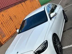 Weiß Gebraucht 2022 Mercedes E220 AMG Limousine | 45.800 € (Superpreis)
