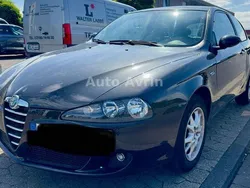 Schwarz Gebraucht 2006 Alfa Romeo 147 Kleinwagen | 999 €