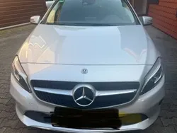 Grau Gebraucht 2018 Mercedes A180 Limousine | 16.750 € (Superpreis)
